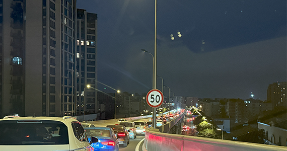 国内com域名信息查询平台